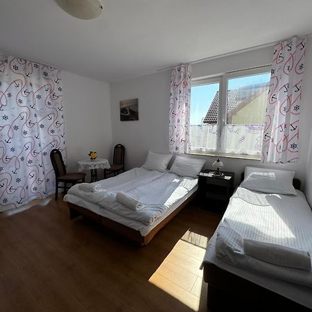 Sloneczny Brzeg Hotel Jarosławiec Exterior foto